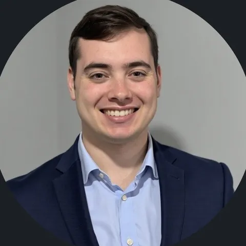 Headshot of Aaron Zlotowitz, Owner & Founder at SCHWAI